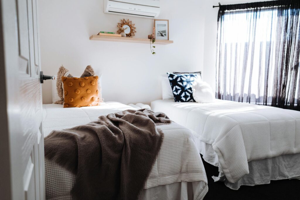 https://www.pexels.com/search/air%20conditioning/