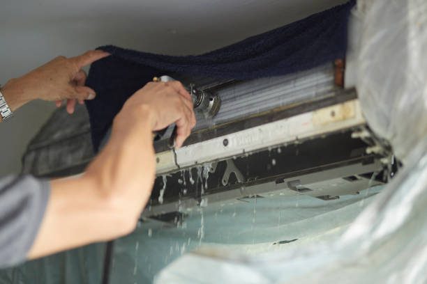 https://www.istockphoto.com/photo/technician-cleaning-and-maintenance-the-air-conditioner-gm1167346333-321892365?utm_source=pexels&utm_medium=affiliate&utm_campaign=sponsored_photo&utm_content=srp_inline_media&utm_term=wash%20aircon%20wash