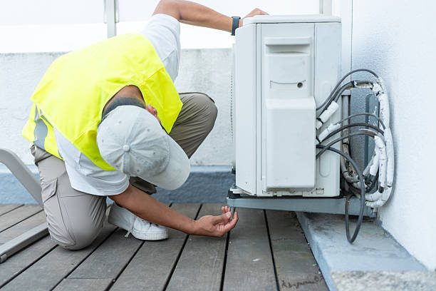 https://www.istockphoto.com/photo/maintenance-service-for-air-conditioning-outdoor-unit-gm2232313998-647878306?utm_source=pexels&utm_medium=affiliate&utm_campaign=sponsored_photo&utm_content=srp_inline_media&utm_term=aircon%20split%20pipe